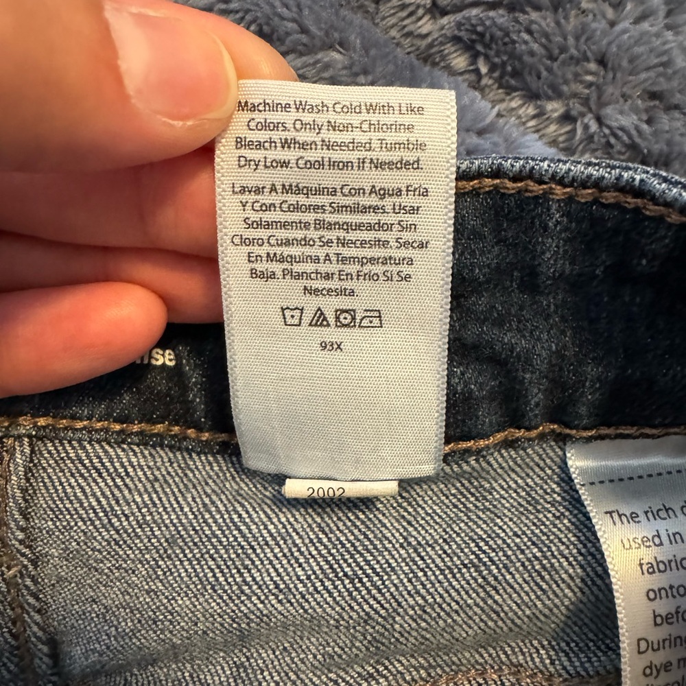 Time and Tru mid rise Jean shorts size 18 - Picture 5 of 6